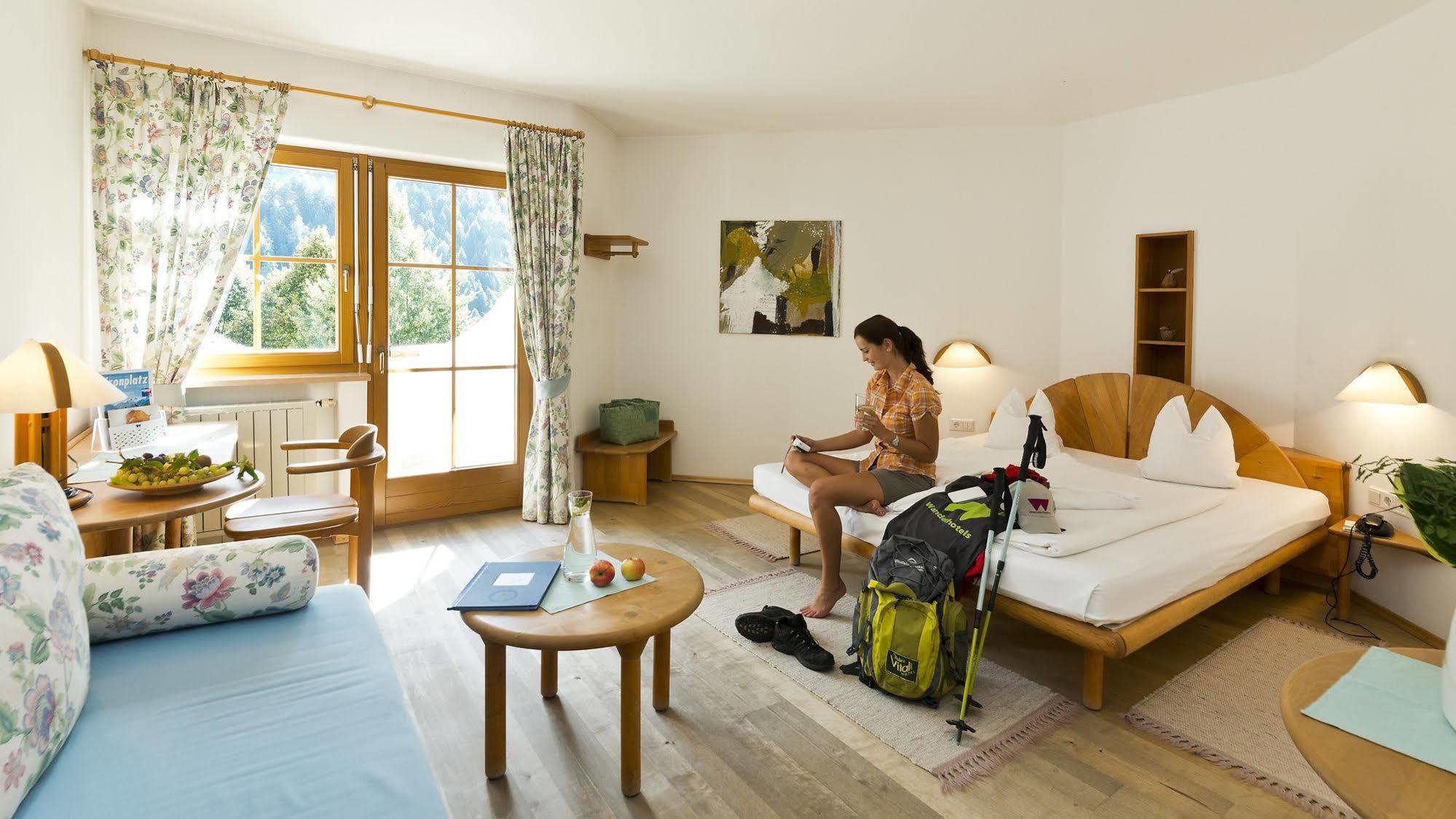 Taubers Bio Vitalhotel Kiens Dış mekan fotoğraf